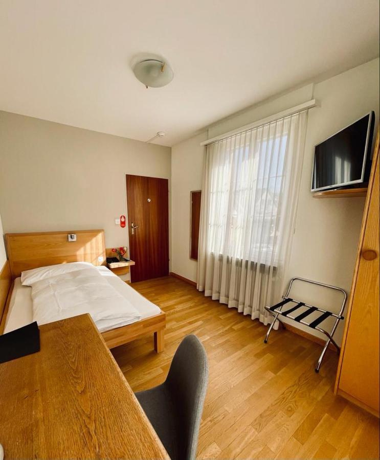 Hotel Roessli Allschwil Eksteriør bilde